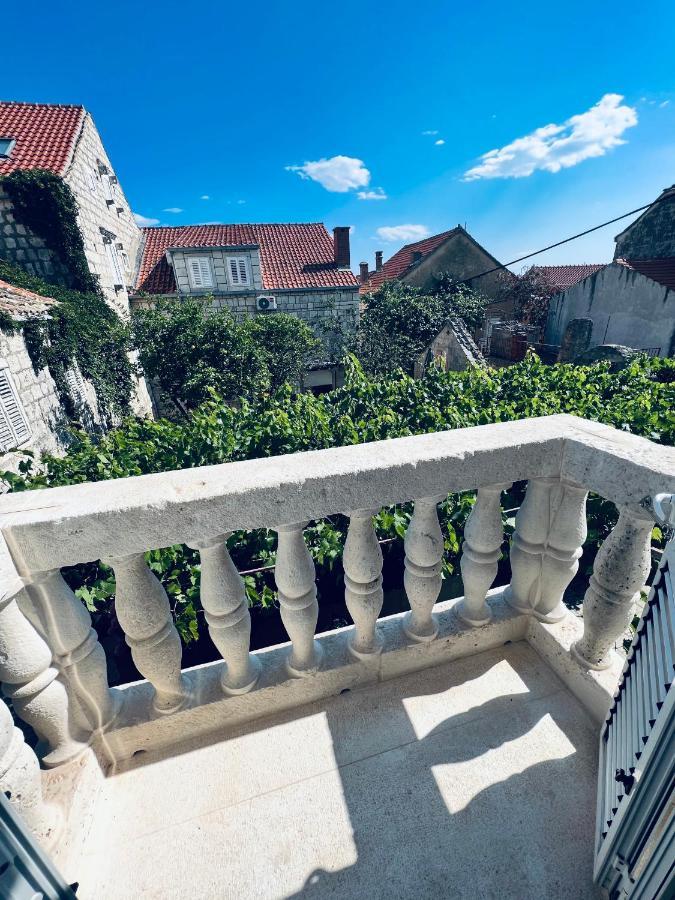Jakov Apartments Оребич Екстер'єр фото